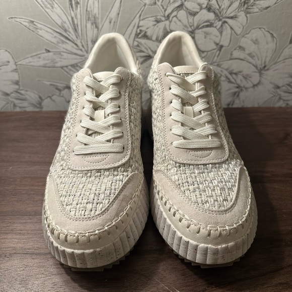 Women's Persephone Sneakers with Memory Foam Insole - Universal Thread™ - Picture 5 of 7